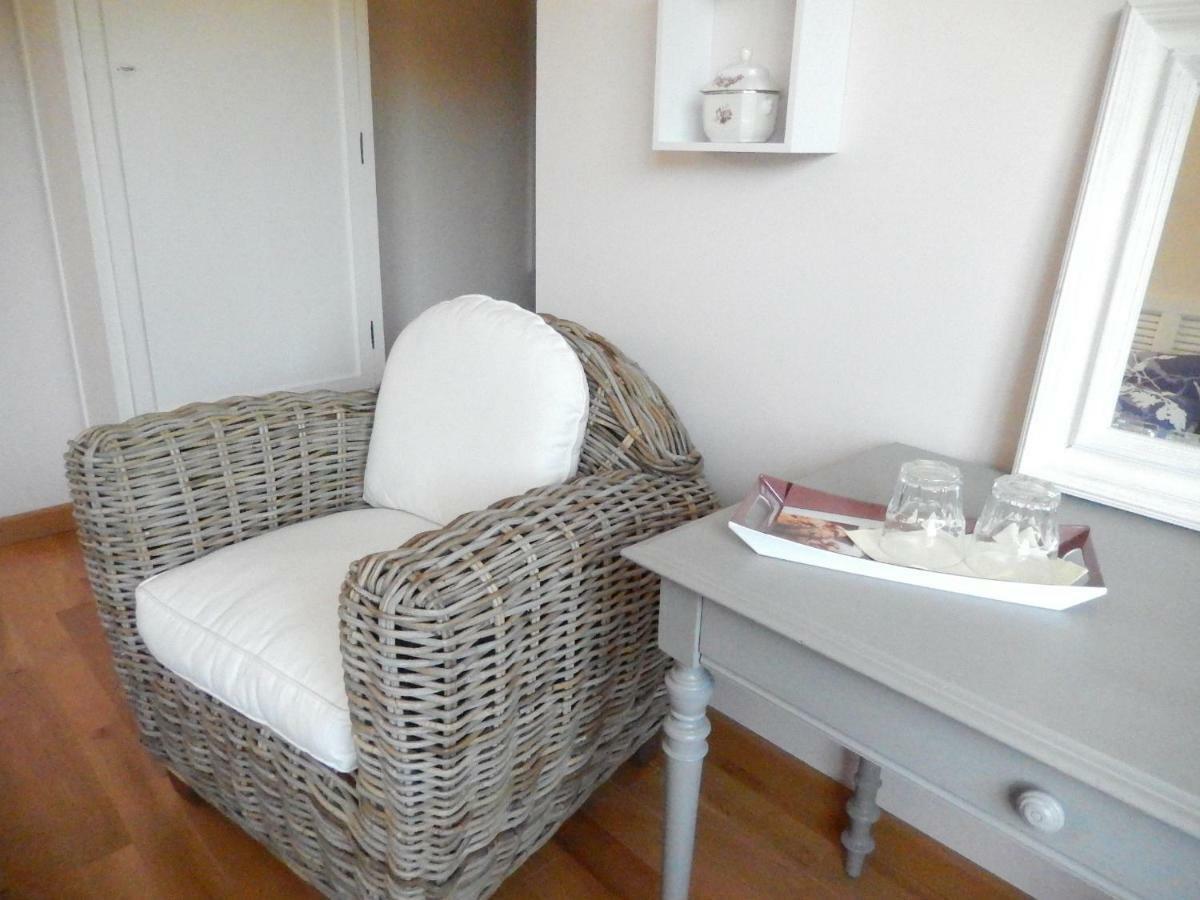 Chambres D'Hote Le Prelude Saint-Martin-des-Noyers エクステリア 写真
